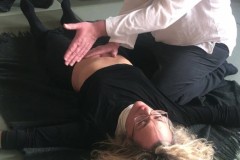 semin.-Tecniche-shiatsu-in-posizione-supina-_2019-_video-1_Moment-2